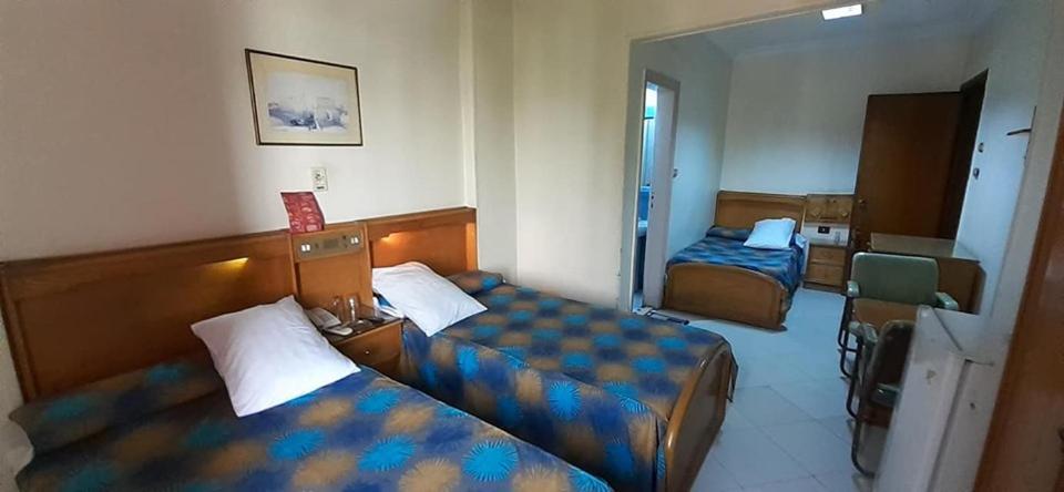 אל מיניה King Akhenaton Hotel מראה חיצוני תמונה